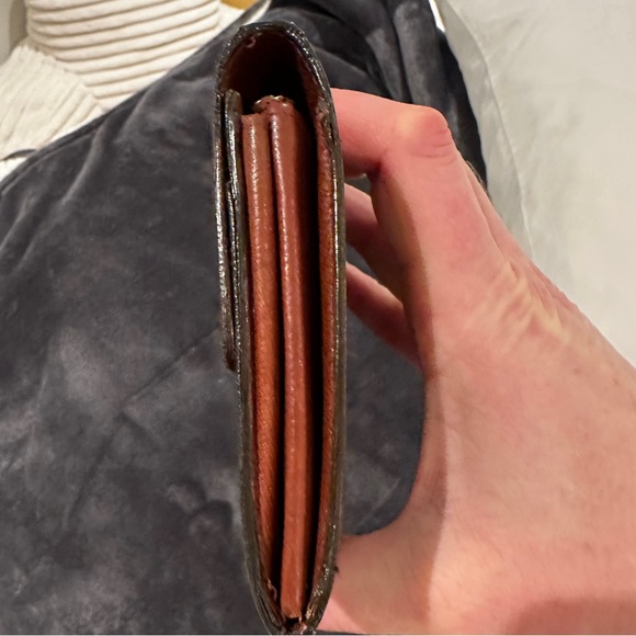 Louis Vuitton AUTHENTIC Classic Monogram Wallet/Clutch - Picture 13 of 17